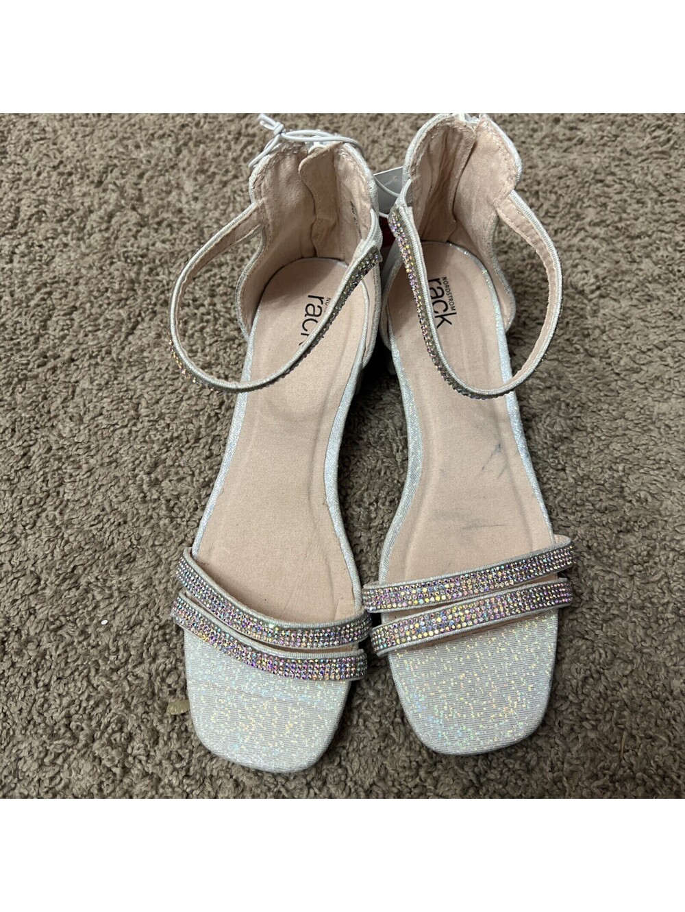Nordstrom Rack Krystina Silver Metallic Strappy Open Toe Size 5 Low Heel